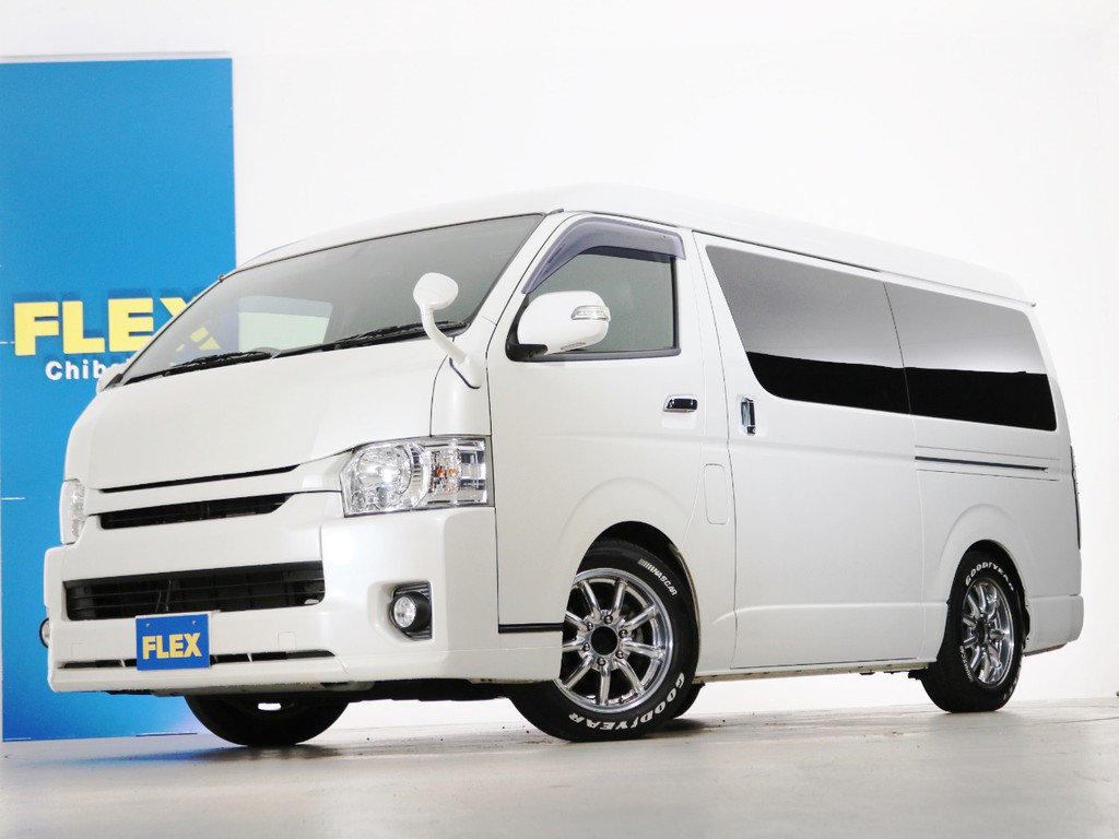トヨタ ハイエースバン6型 200系 新車外しボンネット