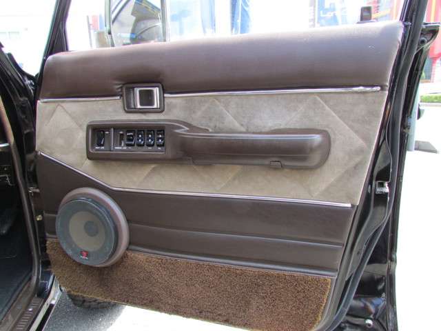 運転席ドアもこの通り綺麗です♪