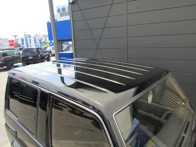 屋根も大きな凹み等も無くＧＯＯＤコンディションです！