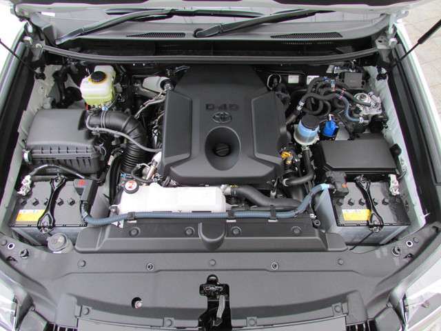 大人気のクリーンディーゼル！普通にオーダーしますと納期が3か月位かかりますが、当店は最短１０日でご納車できます！