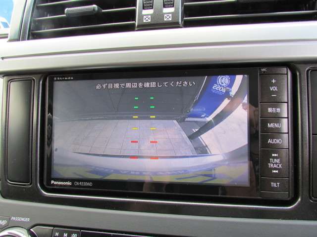 バックカメラ付きですので駐車が苦手な方も安心ですね！