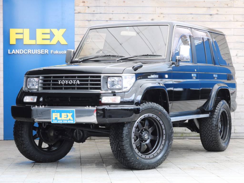 人気のランクル７８プラドが低走行車をベースにフルノーマルからコンプリート車に仕上げました！ニューペイントブラックの２インチアップでご提供です！
