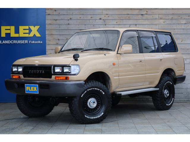 低走行ランクル８０ガソリン車をベースにクラシックスタイルに仕上げた１台が完成致しました！