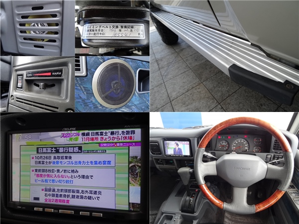 フルセグナビに社外スピーカー、ウッドコンビハンドルまでもがインストール済み！