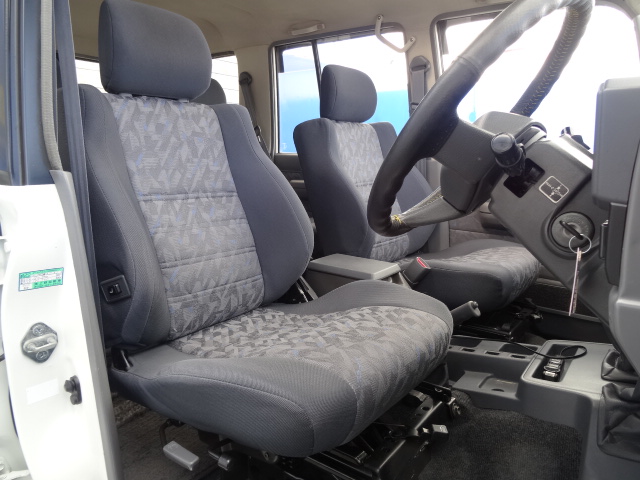 運転席シートもＧＯＯＤコンディション！