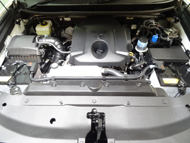 クリーンディーゼル、２８００ｃｃエンジン！