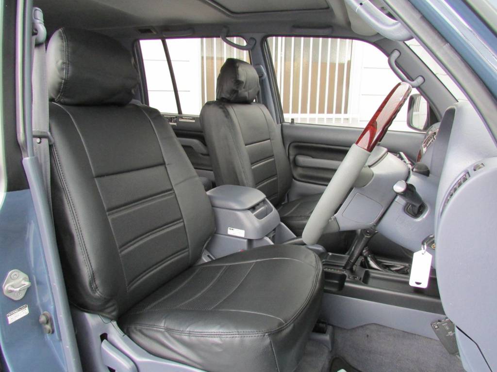 シートカバーも新品インストール！