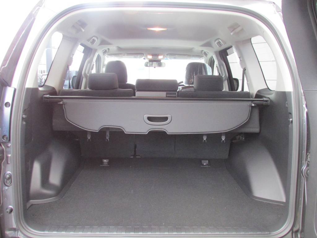 荷室も広々♪