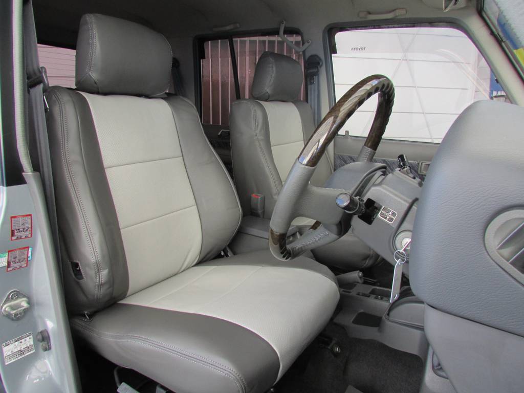 シートカバーも新品インストール！