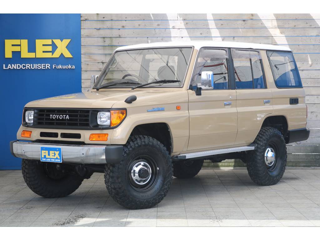 ランクル７８プラドが１オーナー車、低走行１３万キロ台、フルカスタムと何ともハイスペックな１台が完成しました！