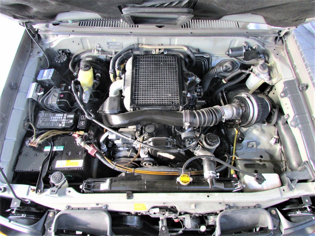 ３０００ｃｃディーゼルターボエンジン！