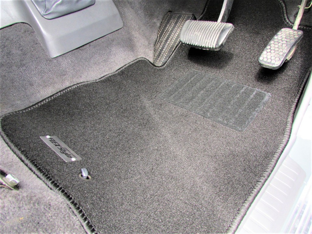 新品ＦＬＥＸオリジナルフロアマット！