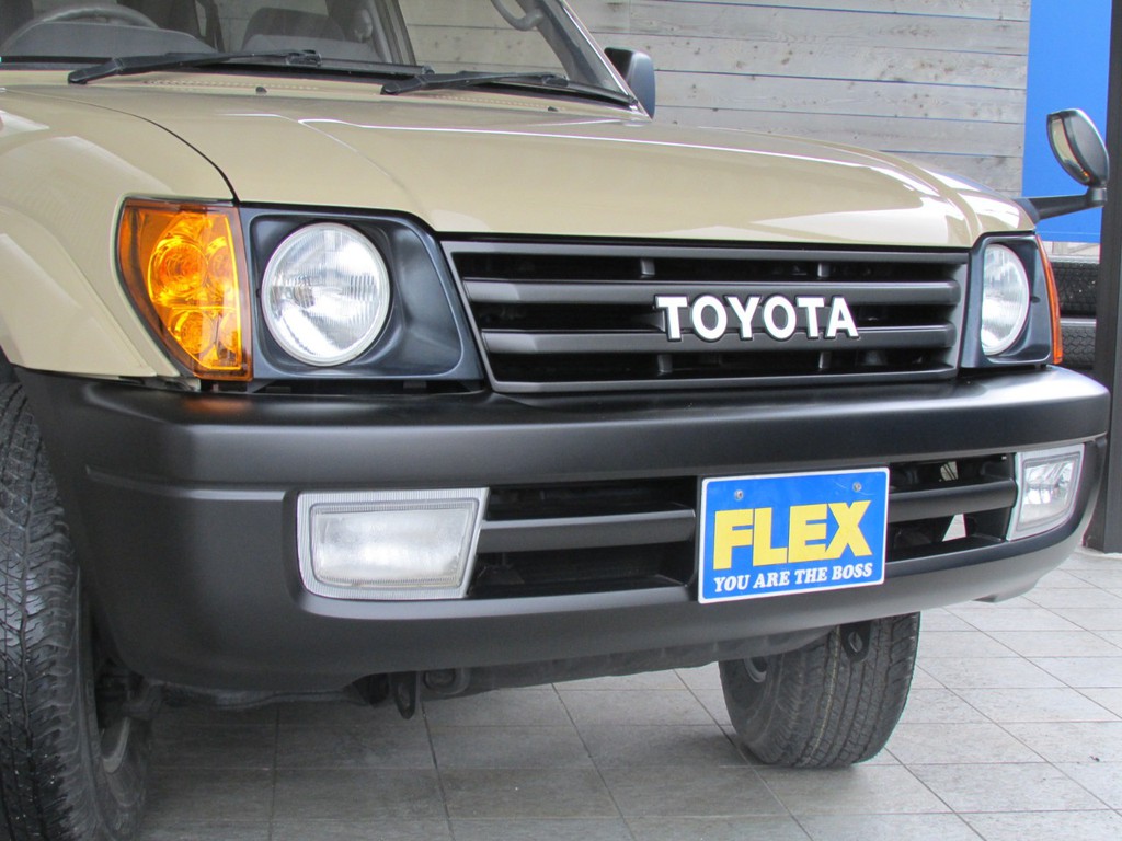 フレックスオリジナルＴＯＹＯＴＡグリルも新品インストール！