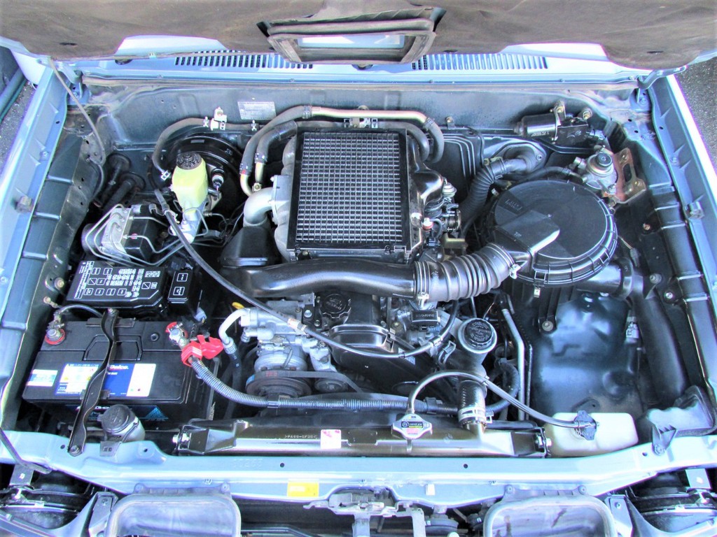 ３０００ｃｃディーゼルターボエンジン！