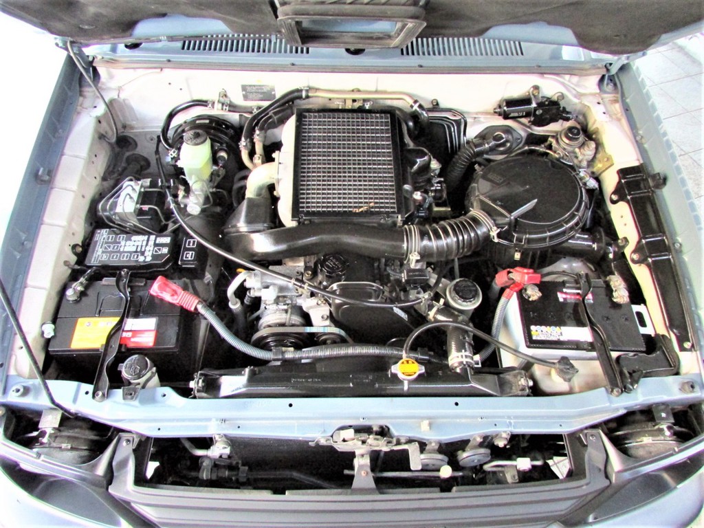 ３０００ｃｃディーゼルターボエンジン！