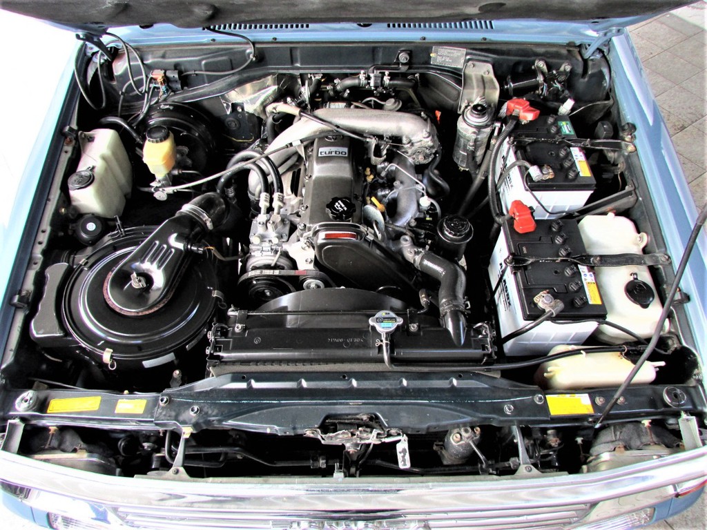 ３０００ｃｃディーゼルターボエンジン！