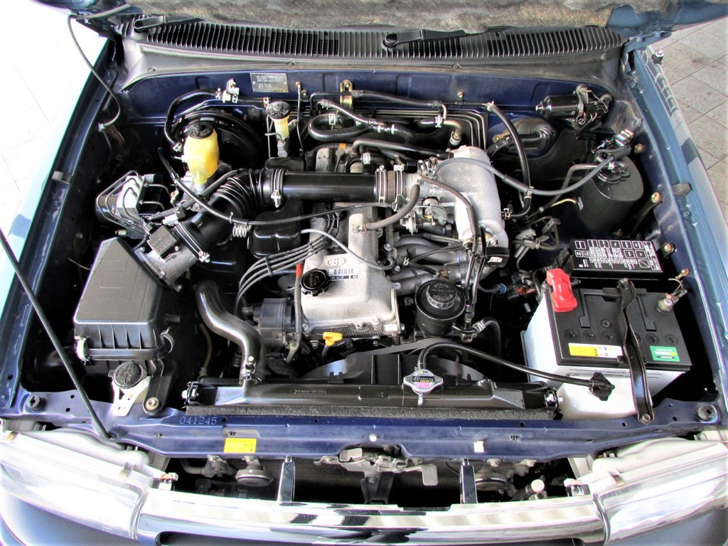 ２７００ｃｃガソリンエンジン！