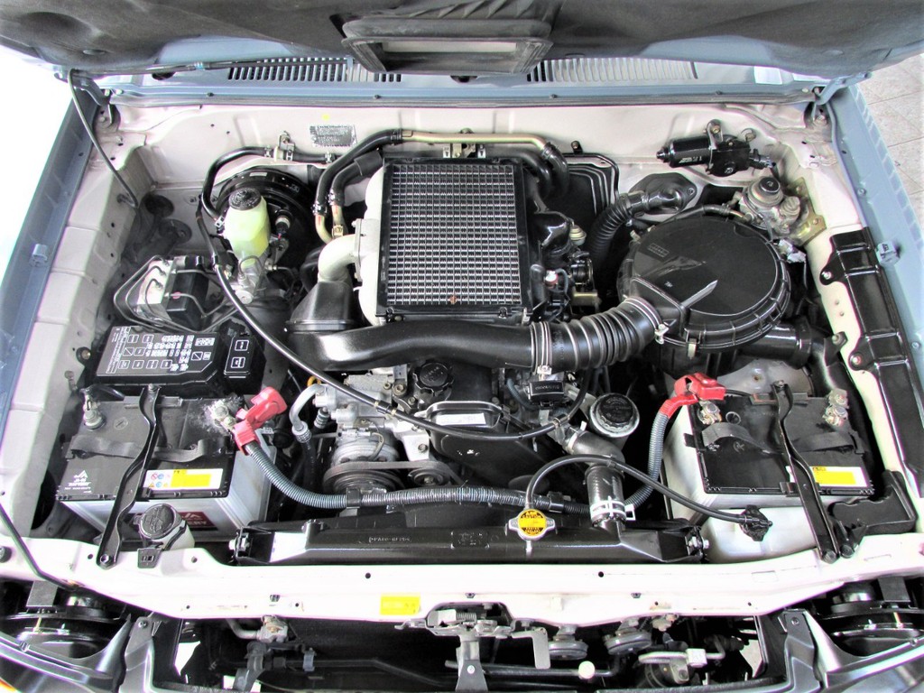 ３０００ｃｃディーゼルターボエンジン！