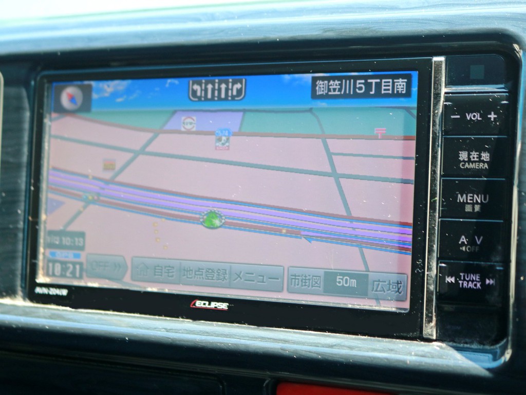 イクリプスＳＤフルセグナビを搭載！　ナビとしては勿論、オーディオや映像モニターとしてもご活用頂けます。