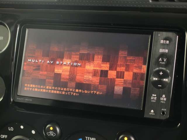 純正ＳＤナビ装備！フルセグ見れますよ！