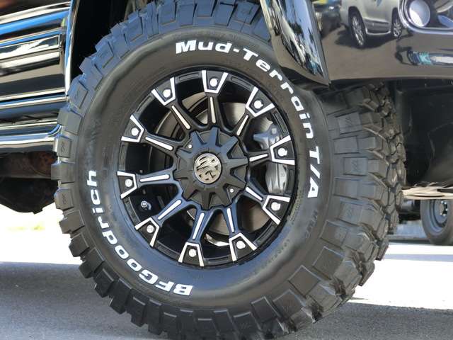 新品でＭＧモンスター１６インチＡＷと、ＢＦグッドリッチ２８５ＭＴタイヤをインストール！！