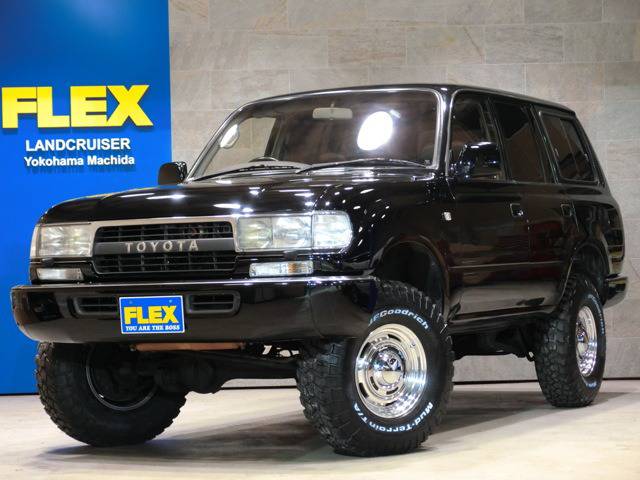 ブラックカラー＆ナローボディー仕様！背面レス仕様＆ＬＥＤテール！ＨＤＤナビ＆ＥＴＣ！