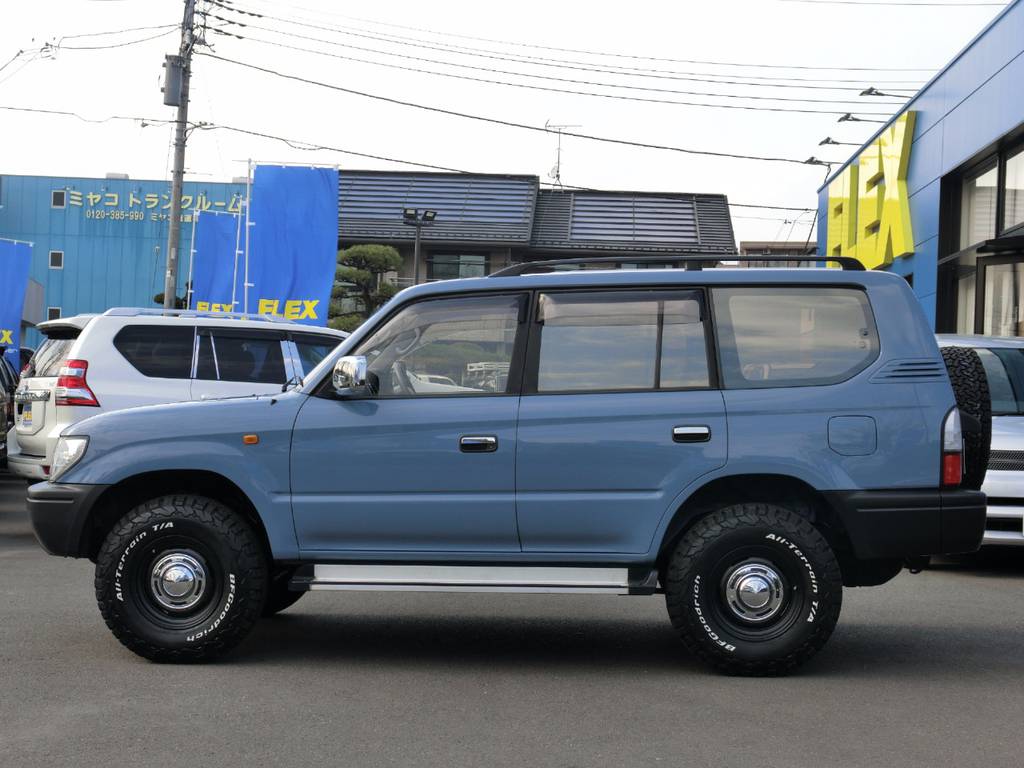 ヨーロッパの車のような落ち着いたブルーにニューペイント！