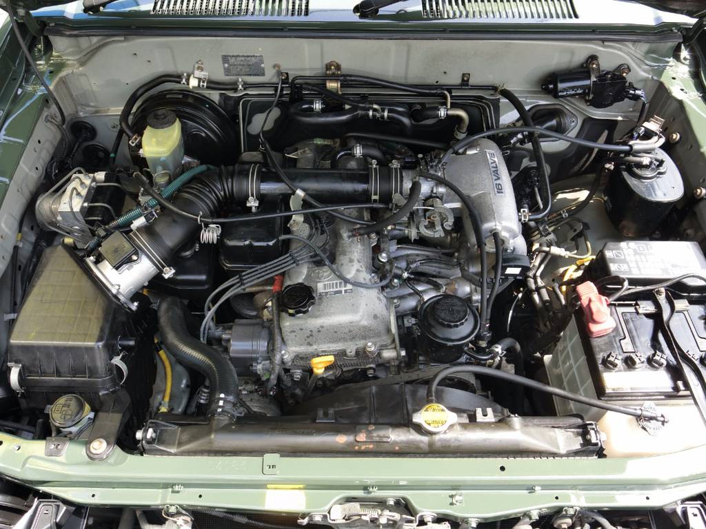 2700ｃｃエンジンはランクルの4000ｃｃオーバーよりも維持がしやすいのに力不足も感じさせない優等生なエンジンです！