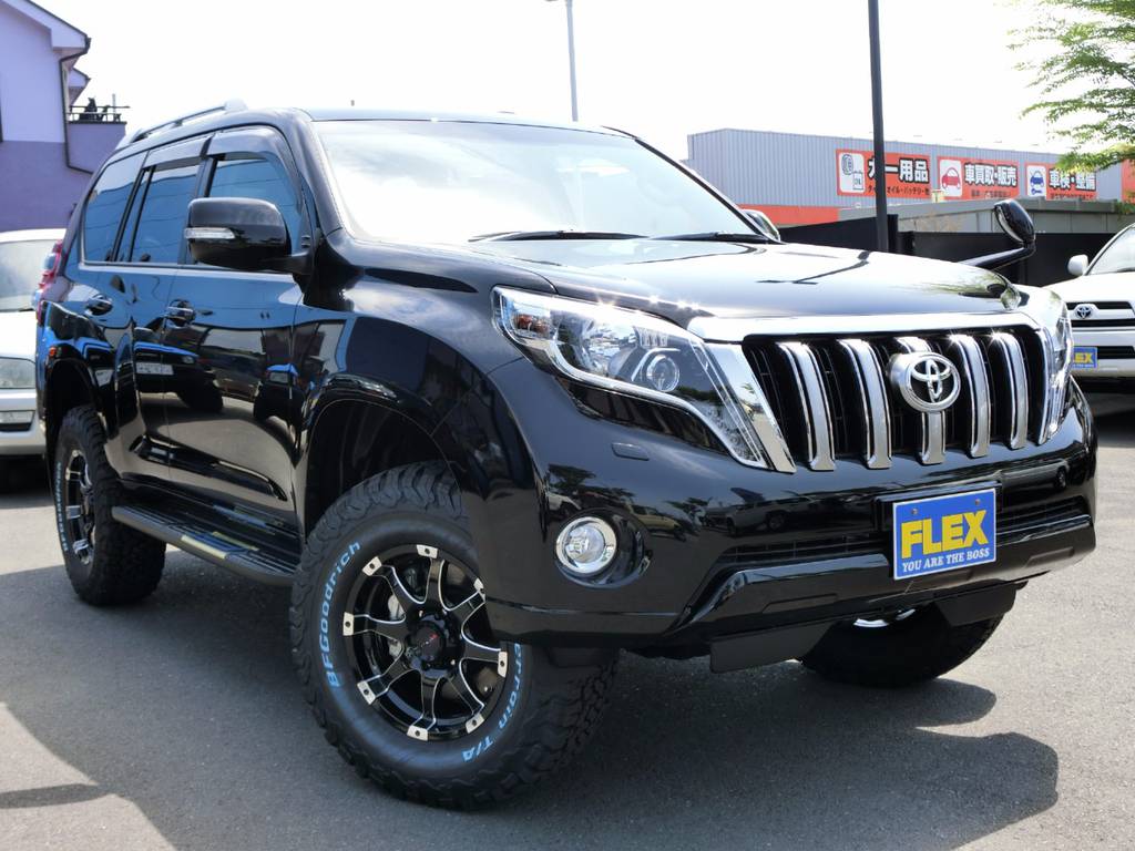 新車のカスタムカーですので、中古車に抵抗のある方でも安心してお乗り頂けます！
