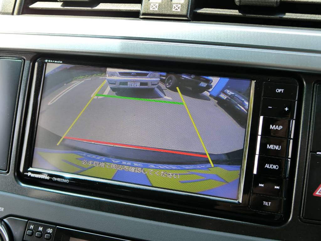 大柄なボディーですが、バックカメラで車庫入れも楽々！