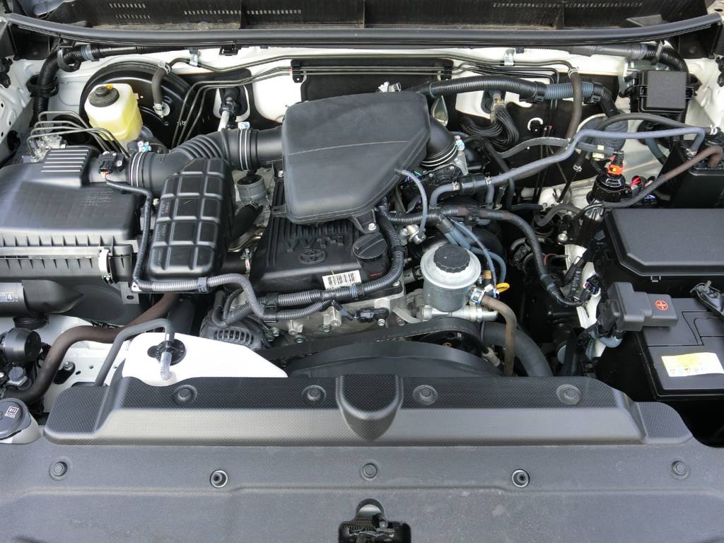 ２ＴＲエンジン！２７００ｃｃで経済的です！人気のメインユニット！