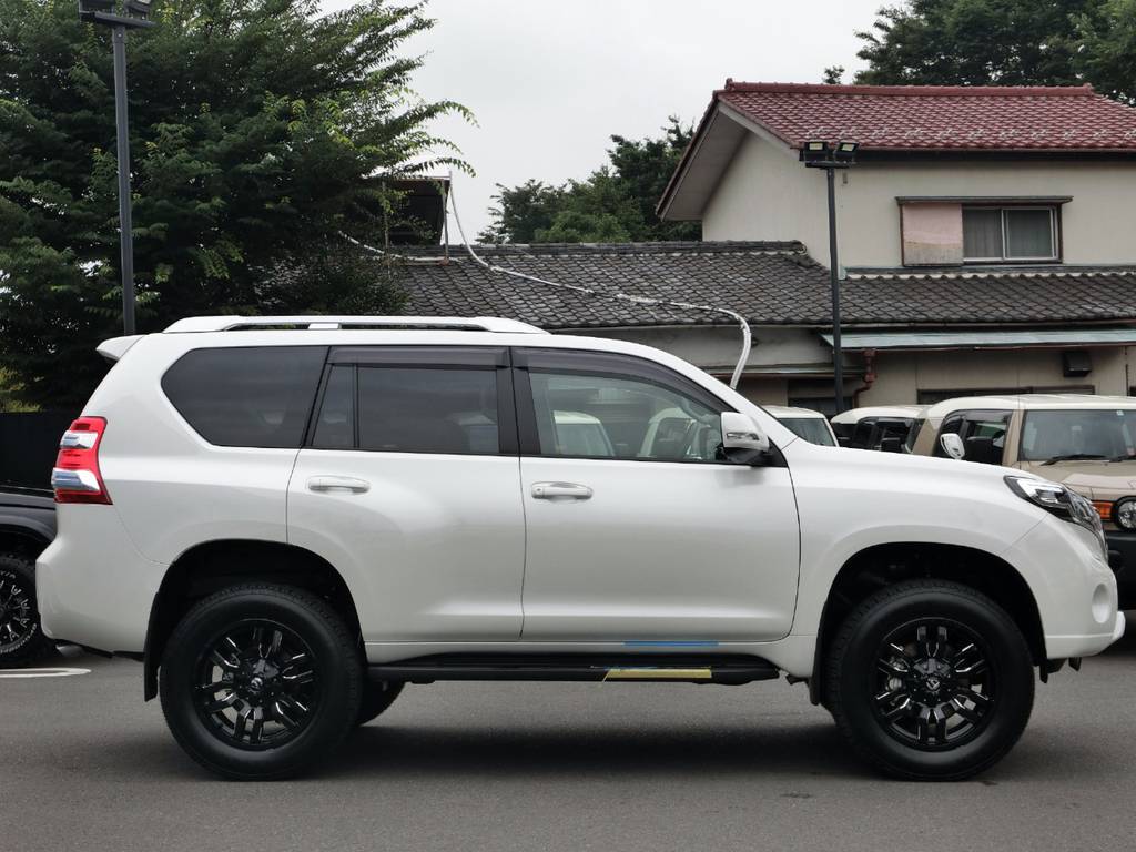 乗り心地も考えた車高設定です。