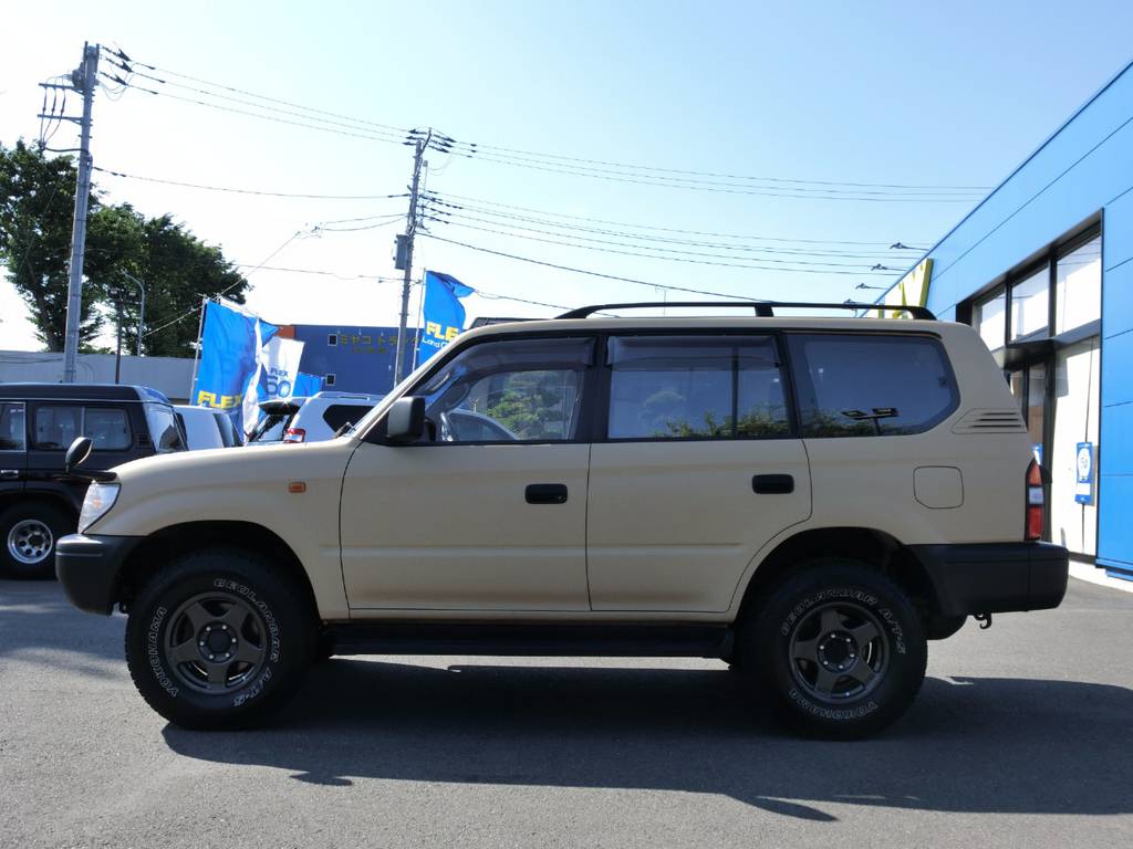 ノーマル車高ですので、普段使いにも困る事はございません！