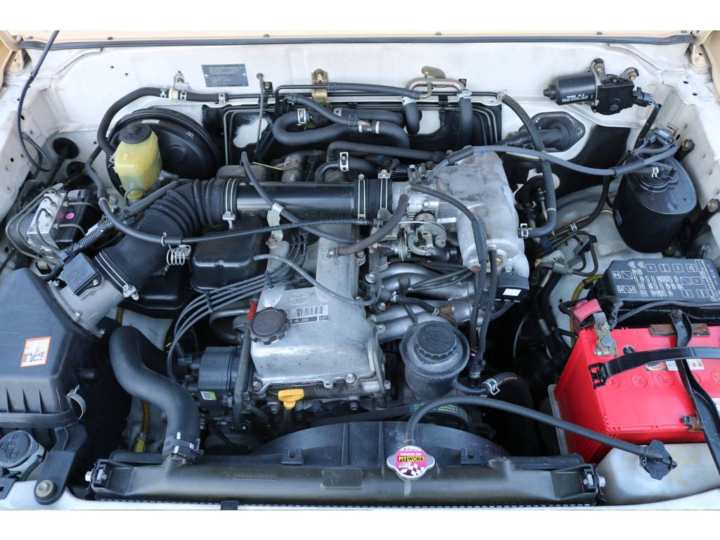 タイミングチェーン式の２７００ｃｃエンジン！税金面とメンテナンス面で維持費を抑えられる人気の排気量！