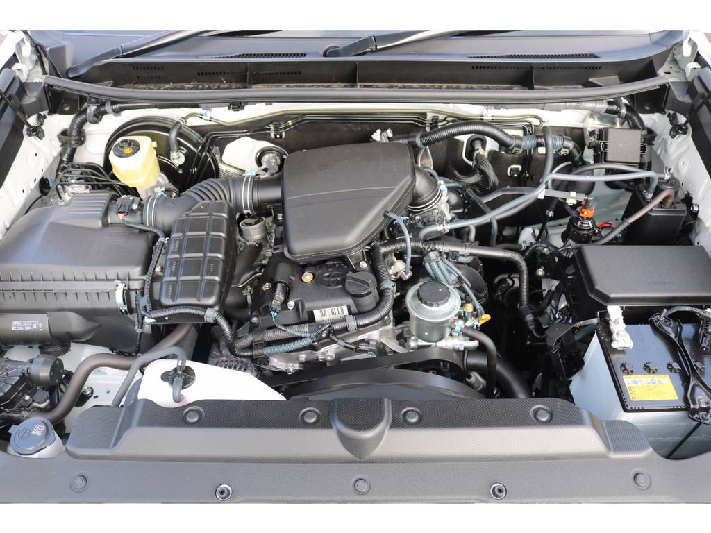 ２ＴＲエンジンに６速ＡＴ！経済性に優れたガソリン車！！