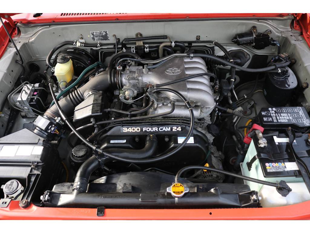 ３４００ｃｃのパワフルなエンジン！２７００ccでは物足りない方にはこちら！