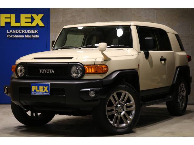 ＦＪクルーザー・ファイナルエディション！新車未登録ノーマル車！生産終了ですが、在庫車につき即納車ＯＫ！専用ベージュカラー＆ブラックパーツ！専用内装＆専用２０インチＡＷ！フロントコーナーフォグランプ！