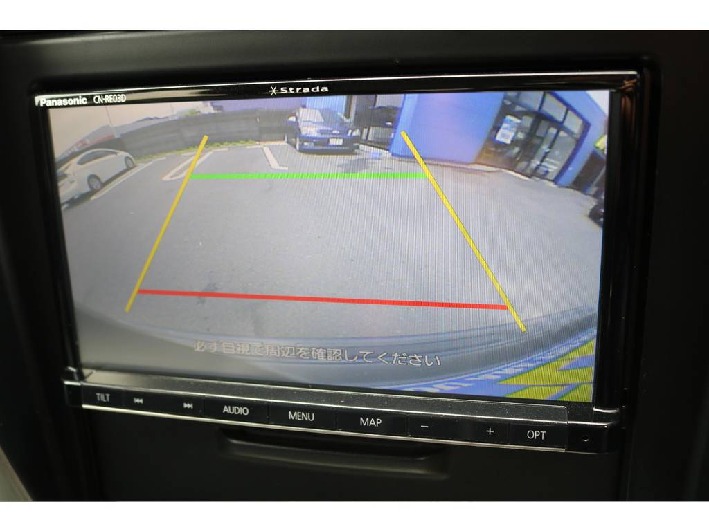 まだまだ新しいＳＤナビにバックカメラも付いております！