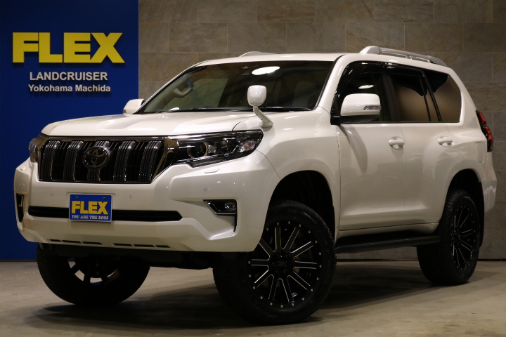 新車未登録！クリーンディーゼルモデル！ＴＸ７人乗り！トヨタセーフティーセンス！ＬＥＤヘッド＆フォグ！