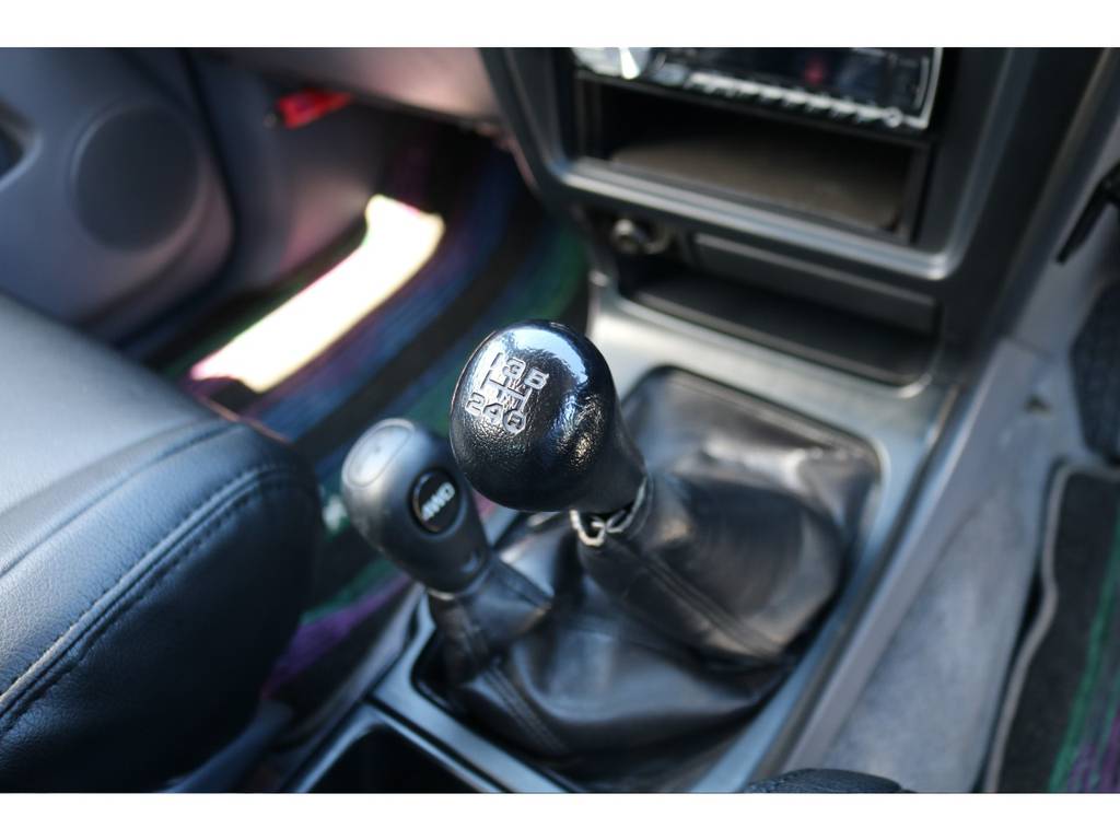貴重な５速マニュアルになります！最近では少なくなったマニュアル車両、是非楽しいんで下さい！