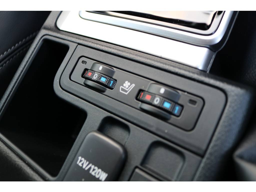 シートエアコンとシートヒーターで快適ドライブを！