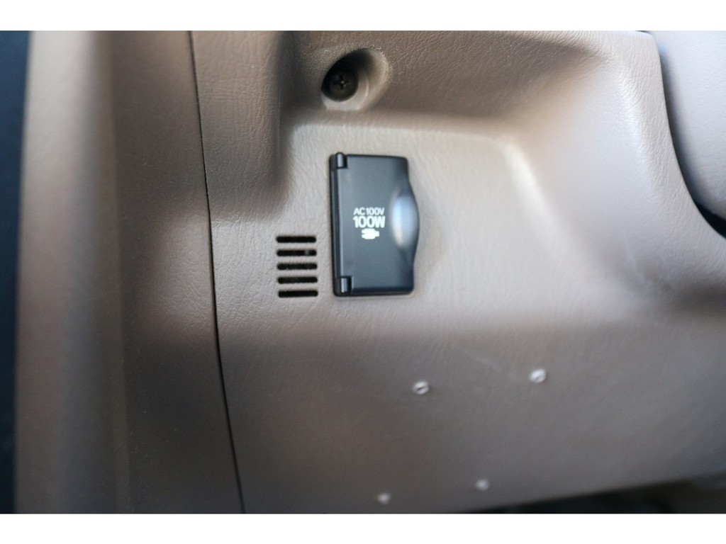 ＳＳＲ－Ｇグレードは電源も付くので、何かと便利です！