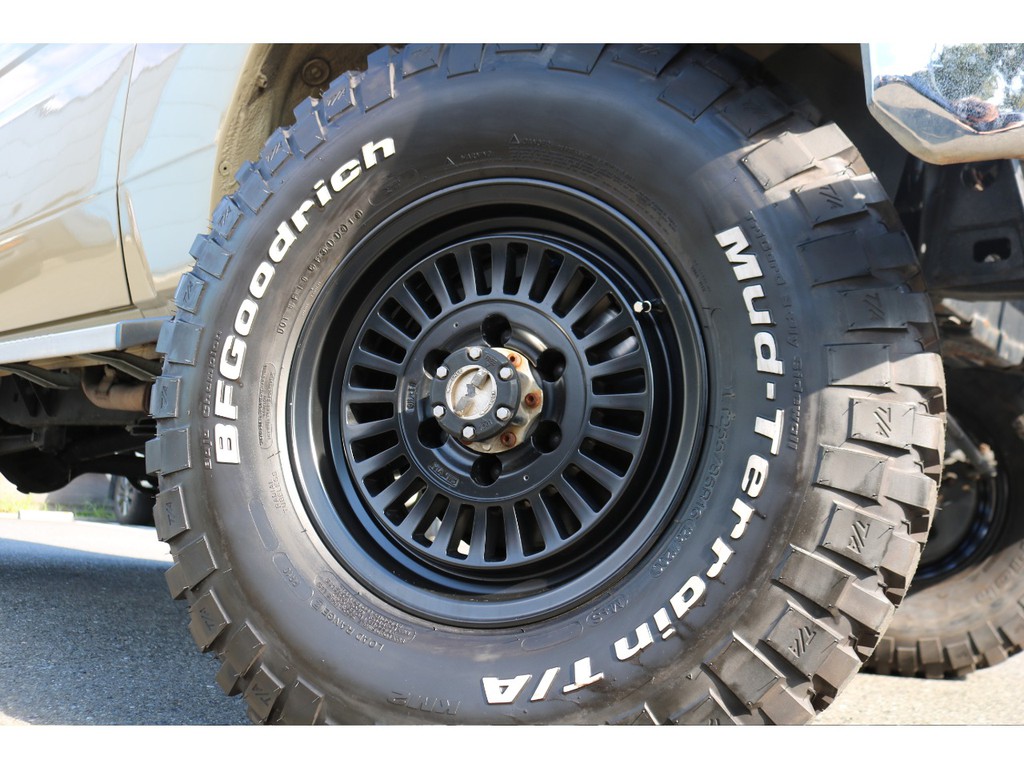 ＤＥＡＮカリフォルニア１６インチＡＷに、絶版のＢＦＧ２５５ＭＴ・ＫＭ２！