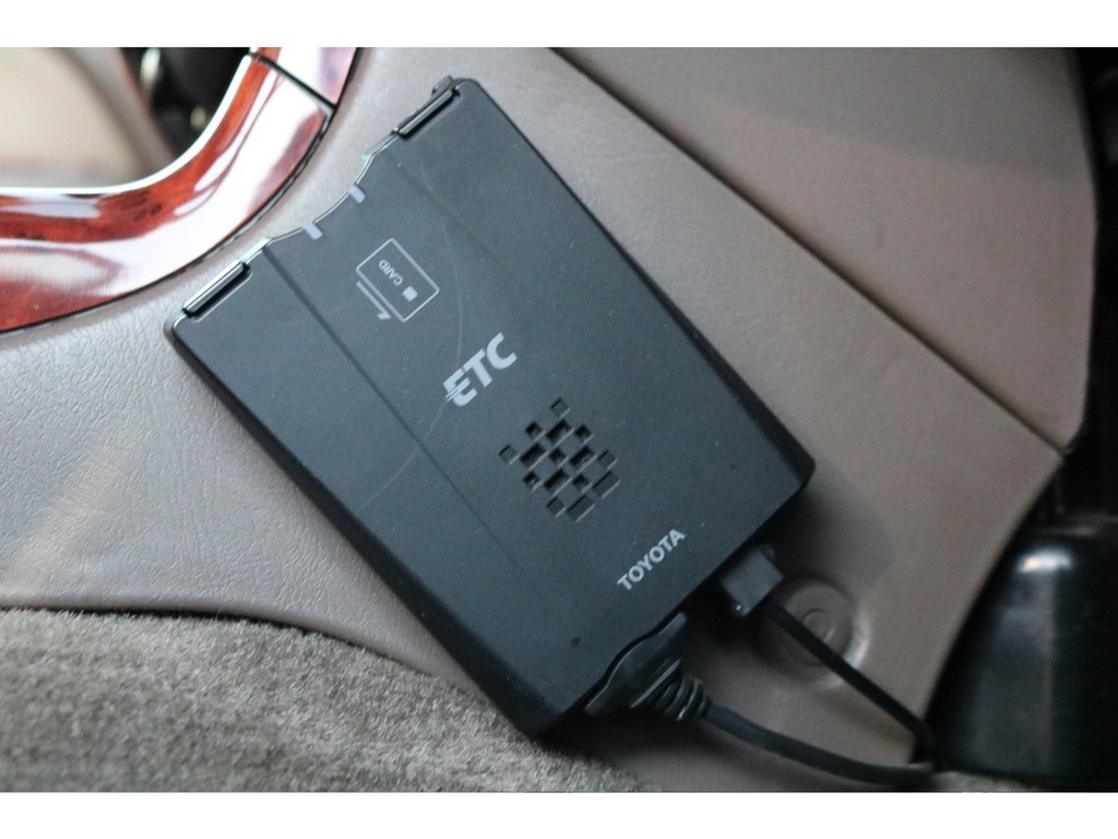 必須アイテムのＥＴＣ車載器付き！