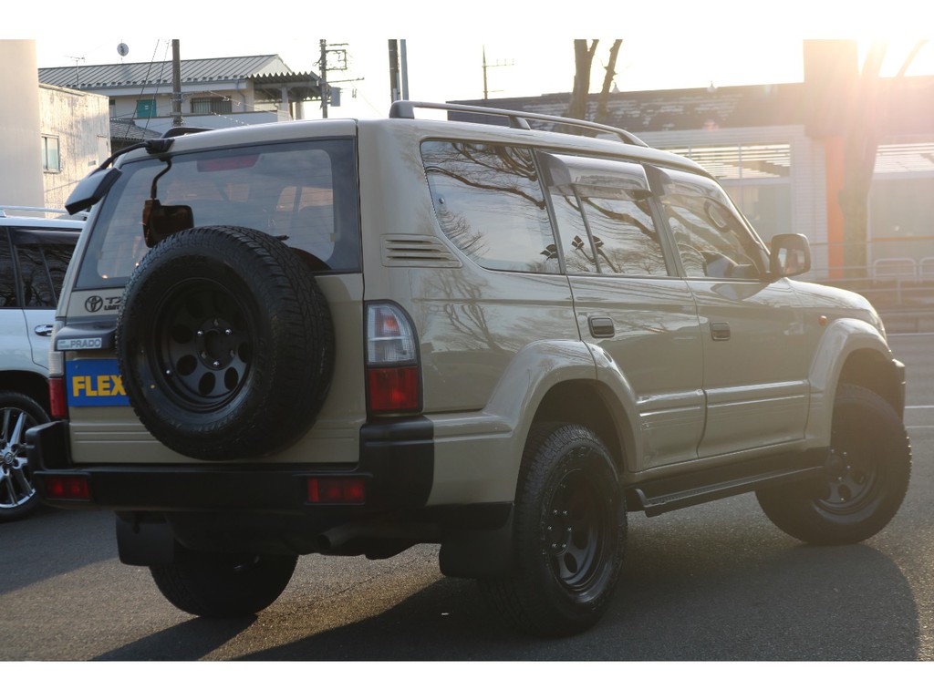 新品キャメル柄レザー調シートカバー！ＴＯＹＯＴＡグリル！ルーフレール！