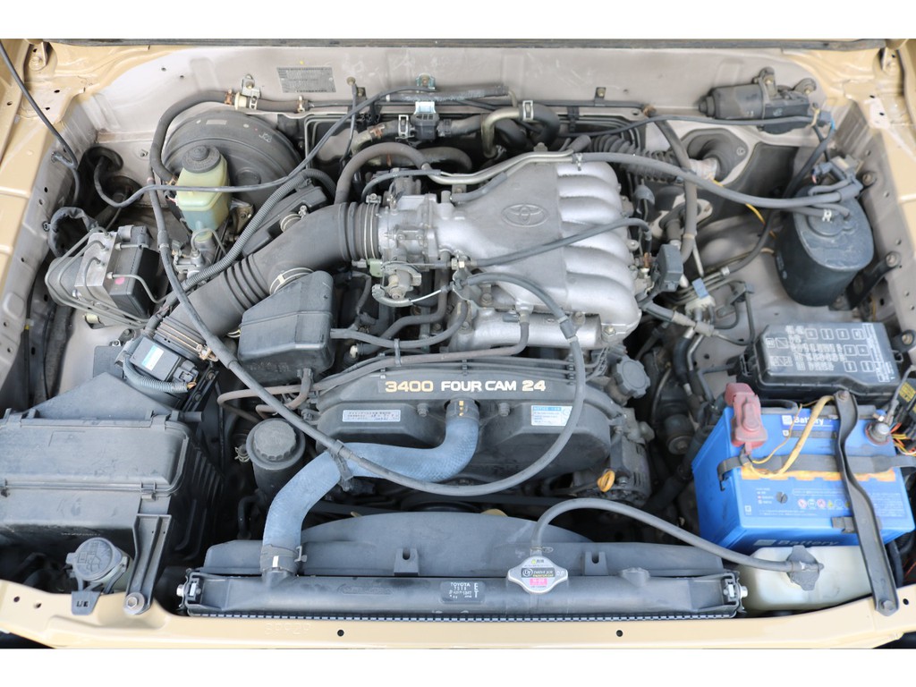 排気量の大きい３４００ｃｃのエンジン！荷物を沢山乗せてもパワー不足を感じさせません！