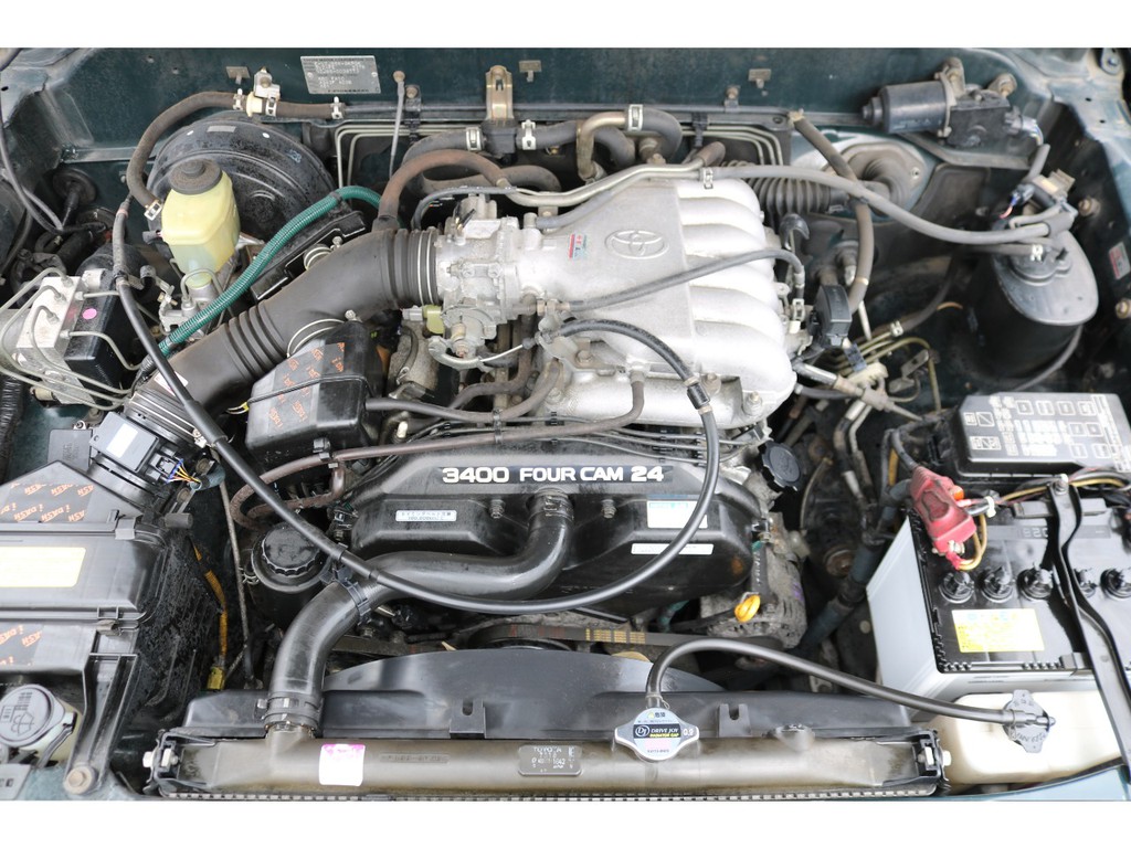 排気量の大きい３４００ｃｃのエンジン！荷物を沢山乗せてもパワー不足を感じさせません！