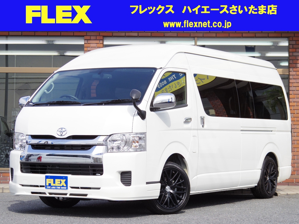 新車！ハイエースグランドキャビン4ＷＤナビパッケージ！大人数でお車を使う方にオススメです！
