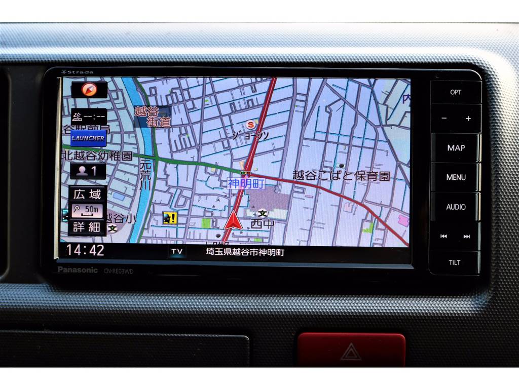 純正ナビ付きです！もちろん最新ナビやお好みのオーディオシステムへの変更も可能です！