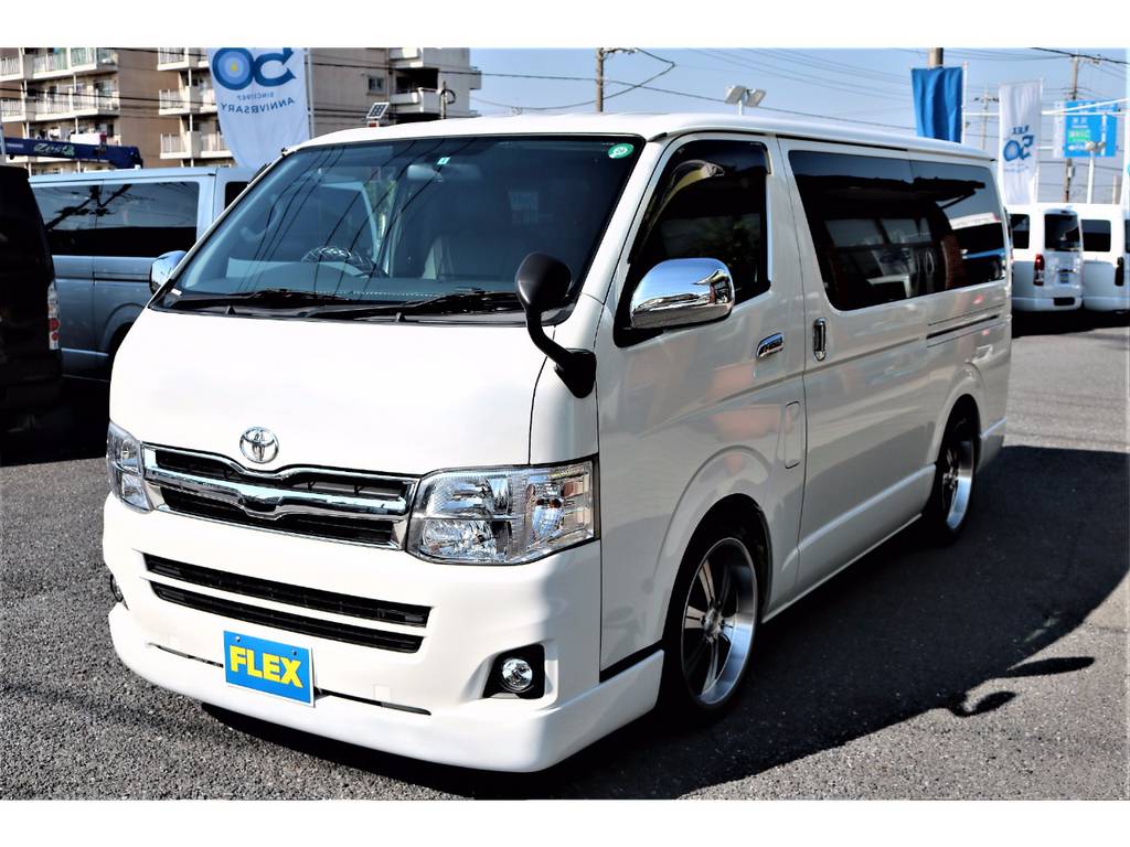 4ナンバー小型貨物登録なので自動車税が年間16000円と維持費も抑えられます！